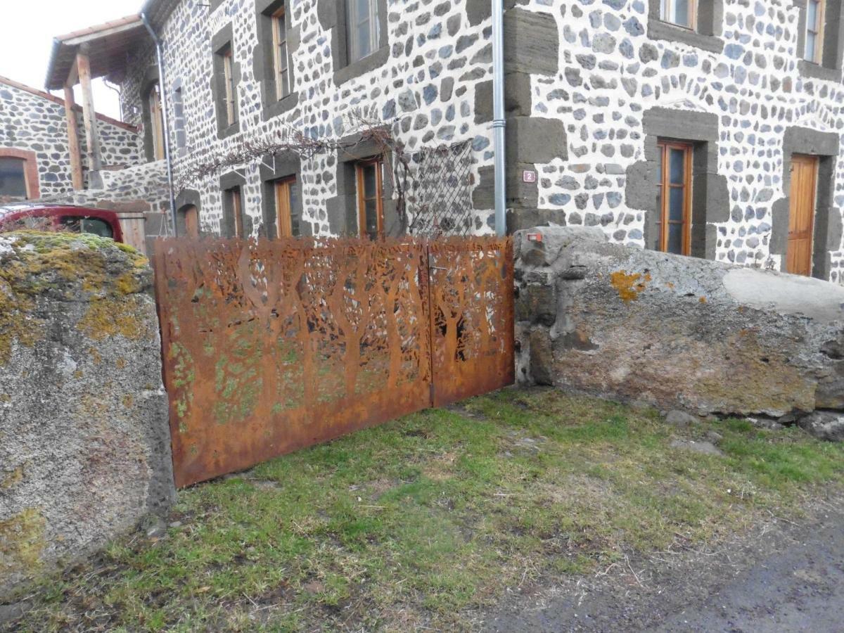 Вілла La Loge Sanssac-l'Eglise Екстер'єр фото